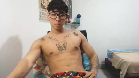 Snapshot of dillom420 chatting on 03.04.25 dillom420 online show from 03.04.25