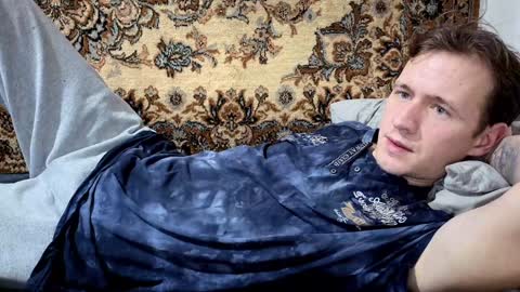 Snapshot of dimastyzzz chatting on 01.10.25 Dimetriusen online show from 01.10.25