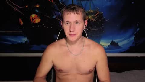 Snapshot of dimastyzzz chatting on 10.31.25 Dimetriusen online show from 10.31.25