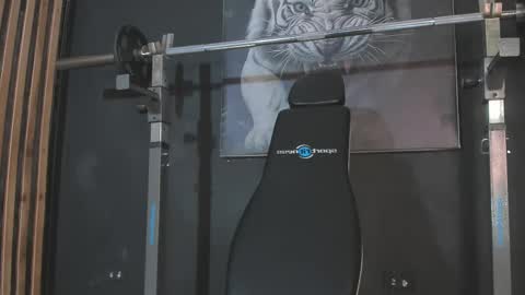 Snapshot of dimitrideluxe chatting on 11.26.25 Dimitri online show from 11.26.25