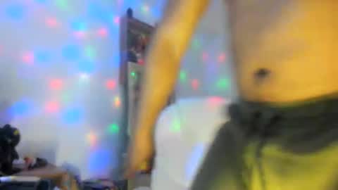 Snapshot of dimitry_muscle chatting on 11.20.25 dimitry kyle mucle online show from 11.20.25