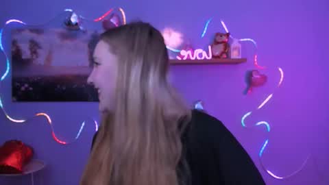 dina_bloom online show from 02.20.26