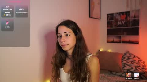 Snapshot of dina_caguimbal chatting on 03.25.26 Dina online show from 03.25.26