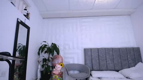 DINA online show from 01.24.25