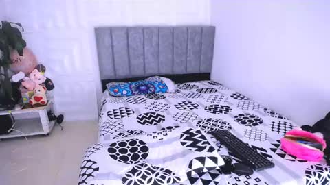 DINA online show from 02.25.25