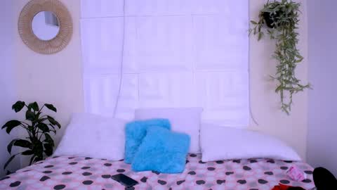 DINA online show from 04.29.26