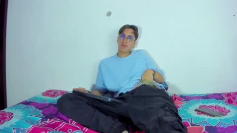 Snapshot of dio_star chatting on 11.27.25 Dio online show from 11.27.25