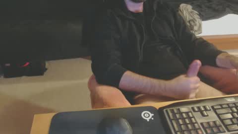 Snapshot of diogeneslive chatting on 12.04.24 dye-AH-juh-neez online show from 12.04.24