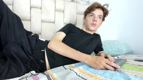 Snapshot of dioniso_69 chatting on 10.23.25 apollo online show from 10.23.25