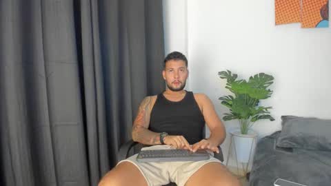 Snapshot of dionyxx chatting on 10.07.25 dionyxx online show from 10.07.25