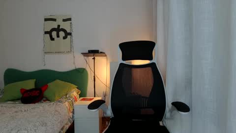 Snapshot of diosa_cadenas chatting on 02.28.25 Anglica A online show from 02.28.25