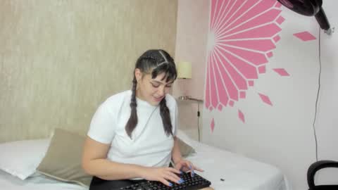 diosaelchat online show from 10.17.25