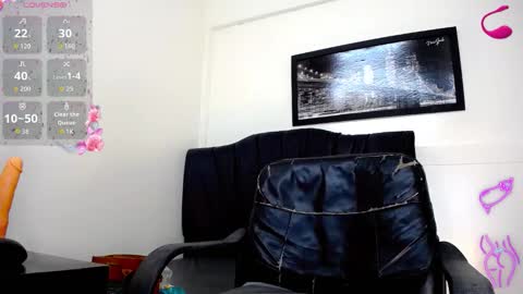 Snapshot of diosiris_riannys chatting on 09.19.25 Diosiris Riannys online show from 09.19.25