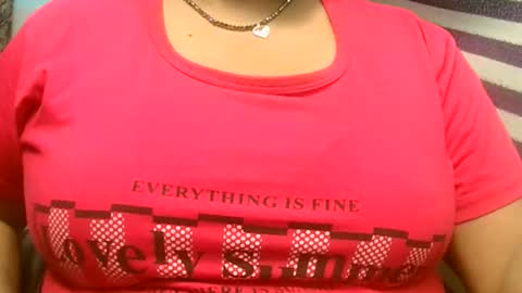 Snapshot of dipa2345 chatting on 09.15.25 dipa2345 online show from 09.15.25