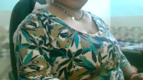 Snapshot of dipa2345 chatting on 10.07.25 dipa2345 online show from 10.07.25