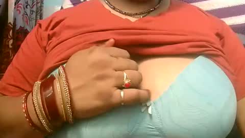 Snapshot of dipa2345 chatting on 10.12.25 dipa2345 online show from 10.12.25