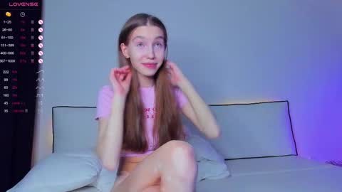 Snapshot of diroill chatting on 03.06.25 Hailey online show from 03.06.25