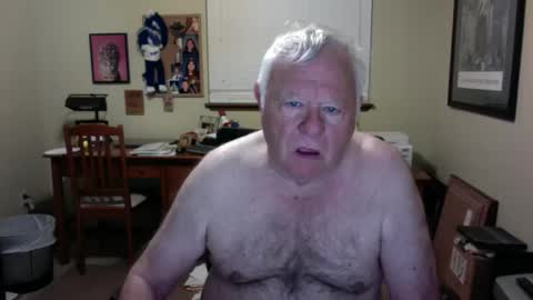 dirtrider195080438 online show from 05.14.26