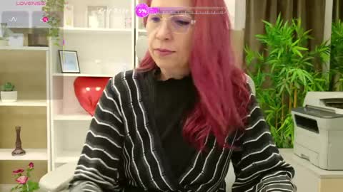 Snapshot of dirty_mature chatting on 05.10.26 dirty_mature online show from 05.10.26
