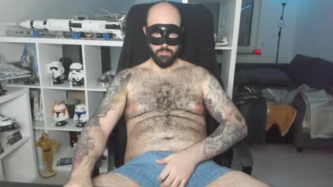 Snapshot of dirtybalws chatting on 01.25.25 Robert online show from 01.25.25