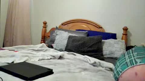 Daisy Wylde online show from 02.25.26