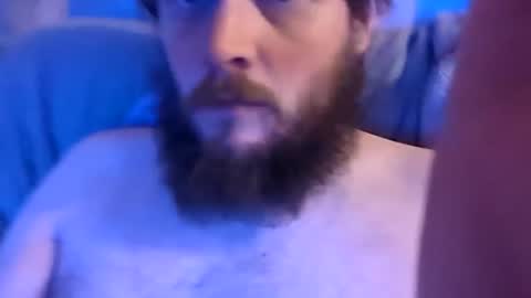 Snapshot of dirtydogsday chatting on 11.27.25 Dirtydog online show from 11.27.25