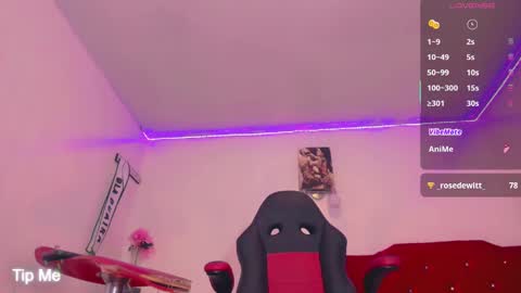 Snapshot of dirtygamesnaomy chatting on 01.16.25 Naomy online show from 01.16.25