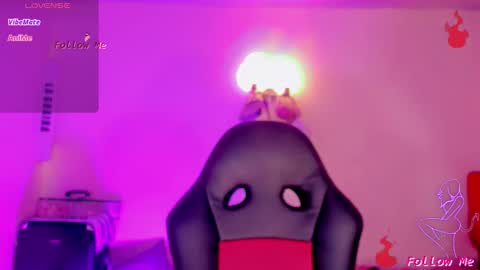 Snapshot of dirtygamesnaomy chatting on 02.04.26 Naomy online show from 02.04.26
