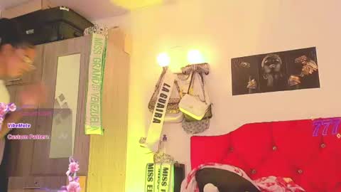 Naomy  online show from 07.25.26