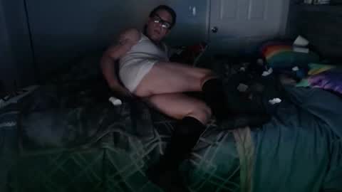 Snapshot of dirtygurl417898 chatting on 11.23.25 dirtygurl417898 online show from 11.23.25