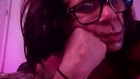 Snapshot of dirtygurl417898 chatting on 12.16.25 dirtygurl417898 online show from 12.16.25