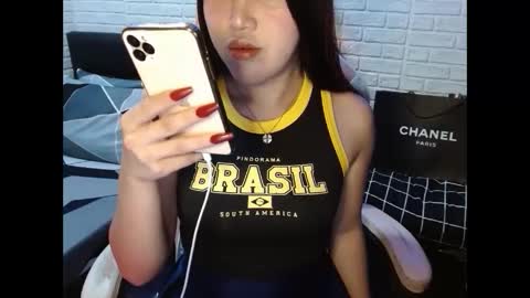 Snapshot of dirtylexa31 chatting on 12.14.24 LEXA online show from 12.14.24