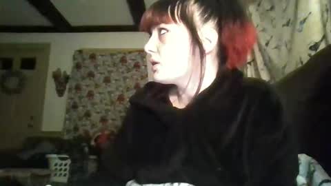 Snapshot of dirtyxhippie21 chatting on 12.16.25 Crystal online show from 12.16.25