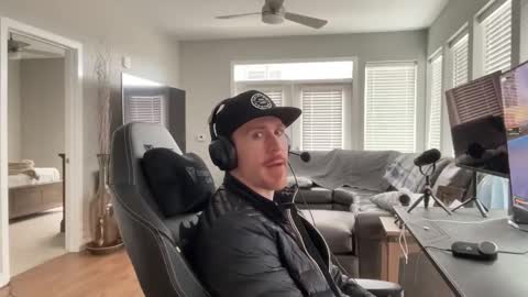 Snapshot of discgolf4life chatting on 03.07.25 JustinDulgeXXX online show from 03.07.25