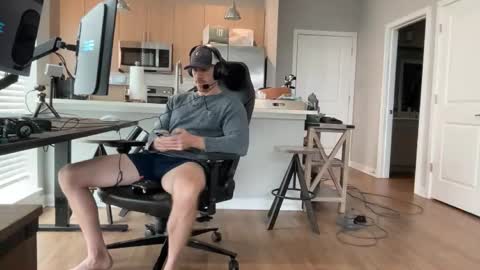 Snapshot of discgolf4life chatting on 11.30.25 JustinDulgeXXX online show from 11.30.25