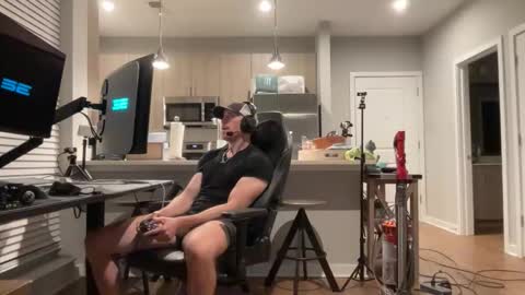 Snapshot of discgolf4life chatting on 12.01.25 JustinDulgeXXX online show from 12.01.25