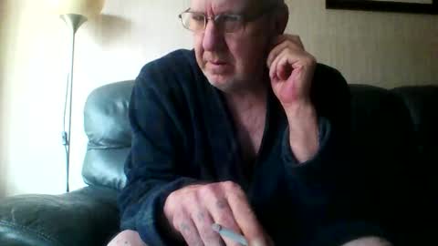 Snapshot of discovery63 chatting on 02.12.26 discovery63 online show from 02.12.26