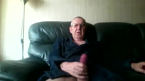 Snapshot of discovery63 chatting on 03.04.26 discovery63 online show from 03.04.26