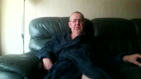 Snapshot of discovery63 chatting on 03.08.26 discovery63 online show from 03.08.26