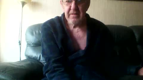 Snapshot of discovery63 chatting on 03.29.26 discovery63 online show from 03.29.26