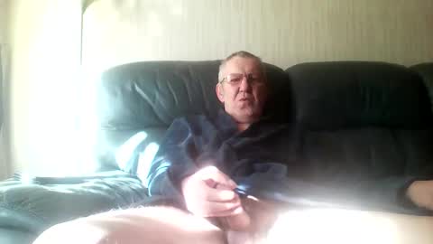 Snapshot of discovery63 chatting on 03.31.26 discovery63 online show from 03.31.26