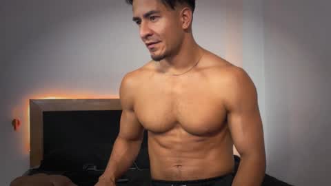 Snapshot of discw0lf chatting on 11.30.25 discw0lf online show from 11.30.25