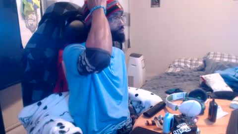 Snapshot of disr3sp3ctfully_dipp3d chatting on 11.28.25 Your Best Worst Nightmare online show from 11.28.25