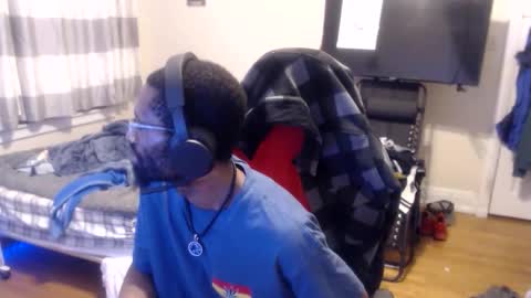 Snapshot of disr3sp3ctfully_dipp3d chatting on 05.11.26 Your Best Worst Nightmare online show from 05.11.26