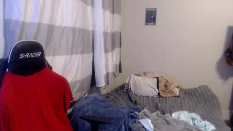 Snapshot of disr3sp3ctfully_dipp3d chatting on 06.11.26 Your Best Worst Nightmare online show from 06.11.26