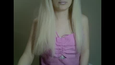 DitaMilton online show from 02.21.25