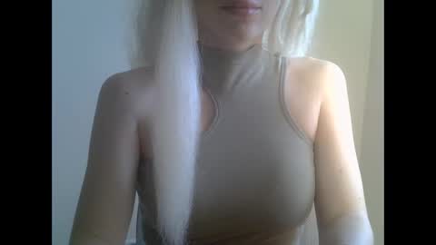 DitaMilton online show from 09.20.25