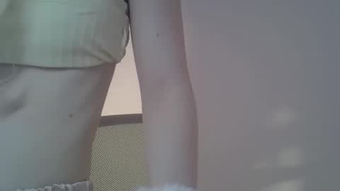 Snapshot of ditamilton chatting on 02.05.26 DitaMilton online show from 02.05.26