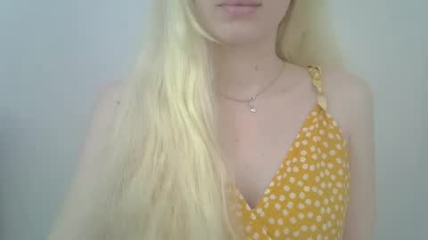 Snapshot of ditamilton chatting on 02.14.26 DitaMilton online show from 02.14.26