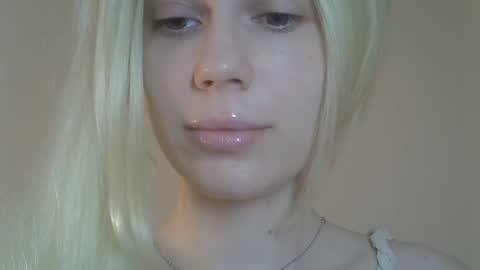 Snapshot of ditamilton chatting on 03.23.26 DitaMilton online show from 03.23.26